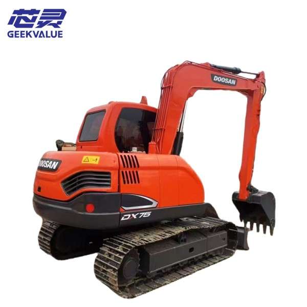 DOOSAN Small Hydraulic Excavator DX75